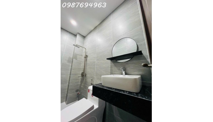 QUẬN 7, NGUYỄN THỊ THẬP - NHÀ MỚI Ở NGAY GẦN CHỢ TÂN MỸ - ĐẦY ĐỦ NỘI THẤT - XÁCH VALI VÀO Ở